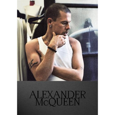 Alexander McQueen: Fashion Icon - Createur
