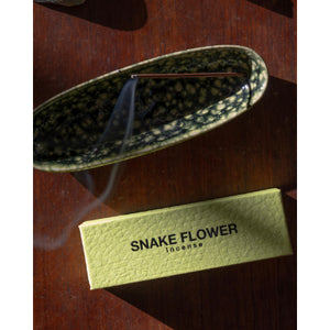 The Collector Ceramic Holder (Green) - Gentle Habits